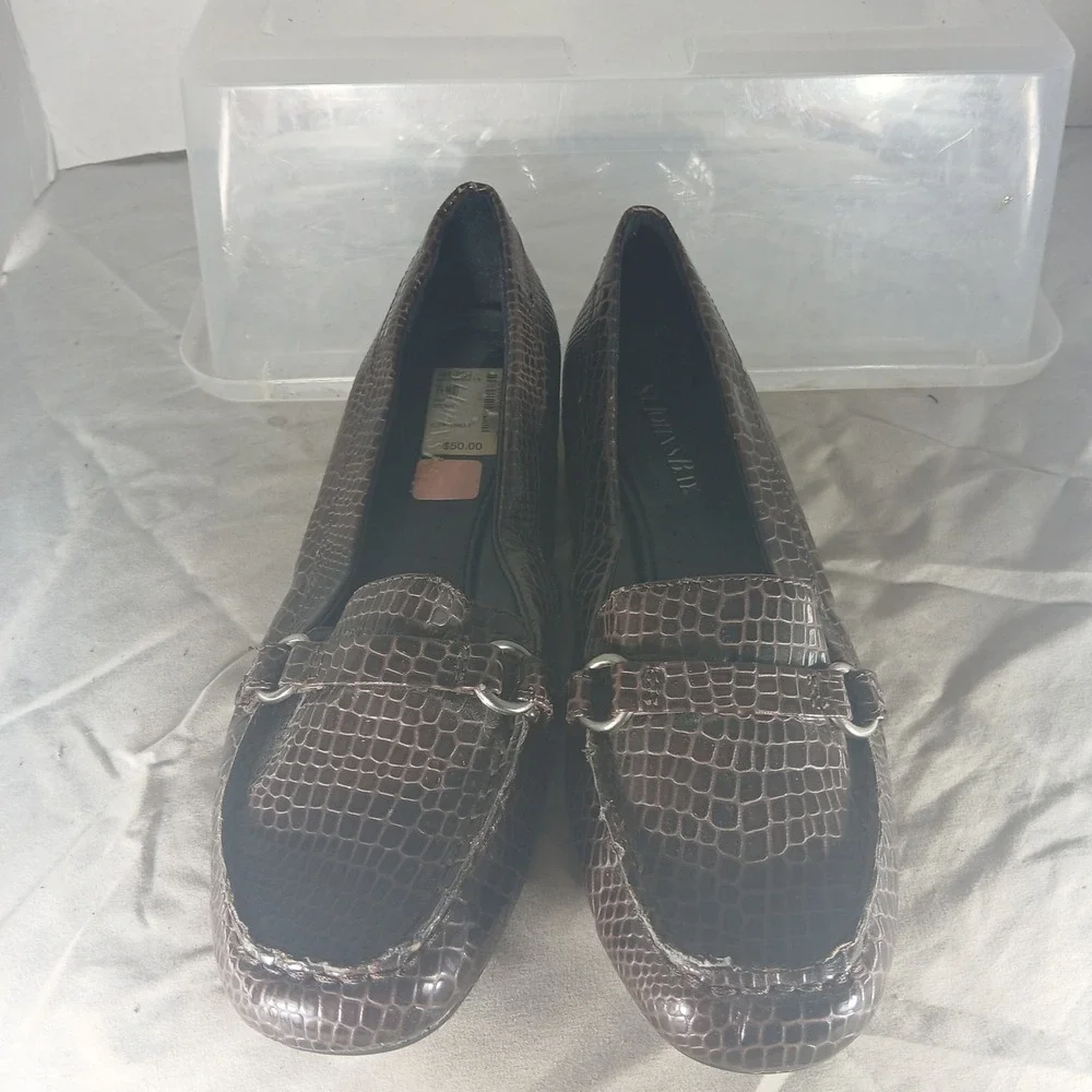 St Johns Bay Ava Brown‎ Croc Embossed Loafers Silver Hardware Womens 7.5M
